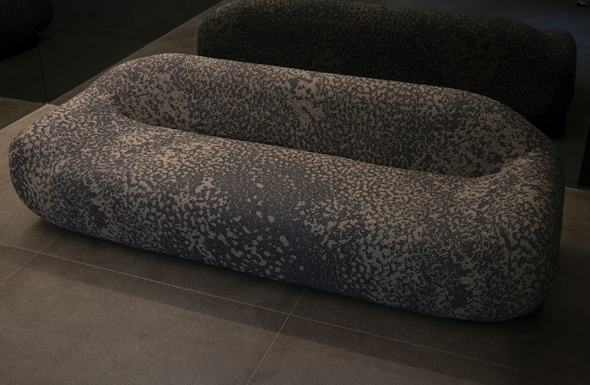 Qué muebles de un piso de Rubí encuentran comprador y cuáles se donan